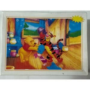 Vintage Walt Disney Winnie the Pooh Jigsaw Puzzle 300 Pcs Size 38x26 N0317
